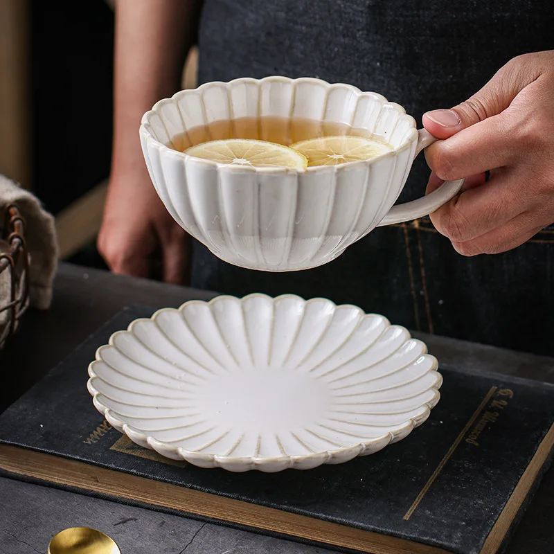 Japanese Retro Ceramic Coffee Cup And Plate Set Coffee Cup Chrysanthemum Coffee Shop Mug Milk Cup Afternoon Tea Cup