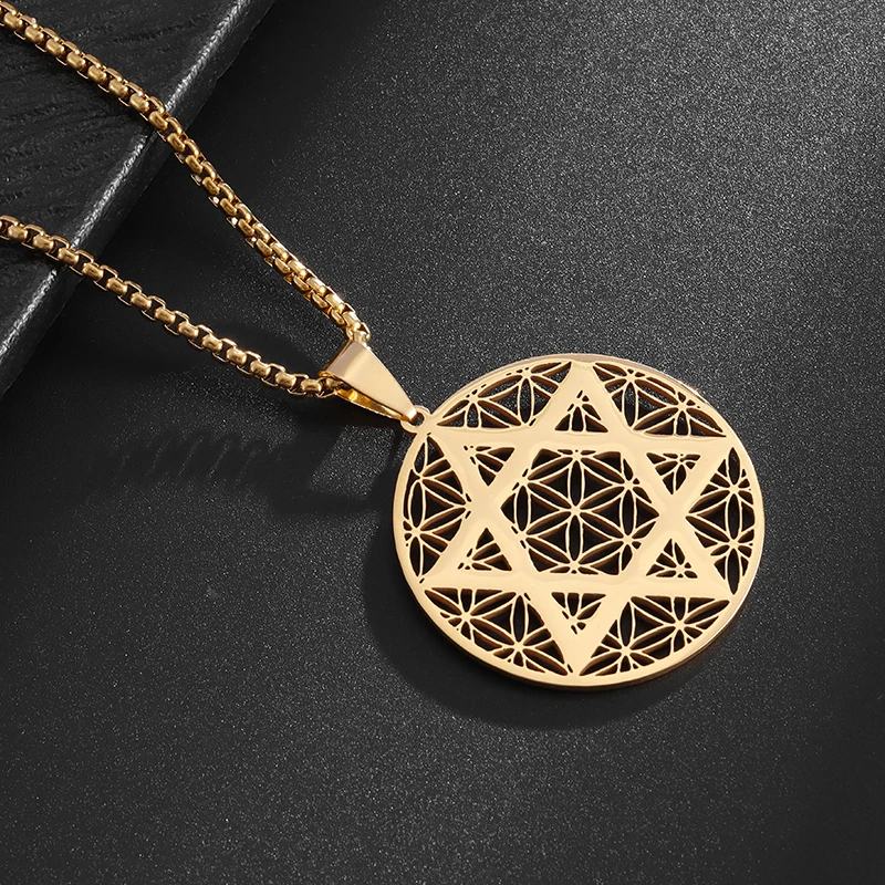 Exquisite Stainless Steel Hollow Star Hexagonal Star of David Necklace for Men and Women Fashion Pendant Lucky Amulet Jewelry