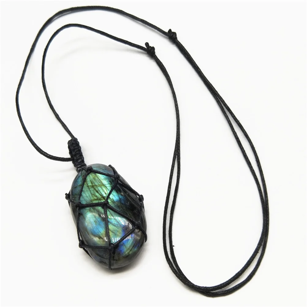 

Moonstone Pendant Necklace Creative Hand-Woven Clavicle Chain Fashion Necklace for Women Girls Clavicle Chain