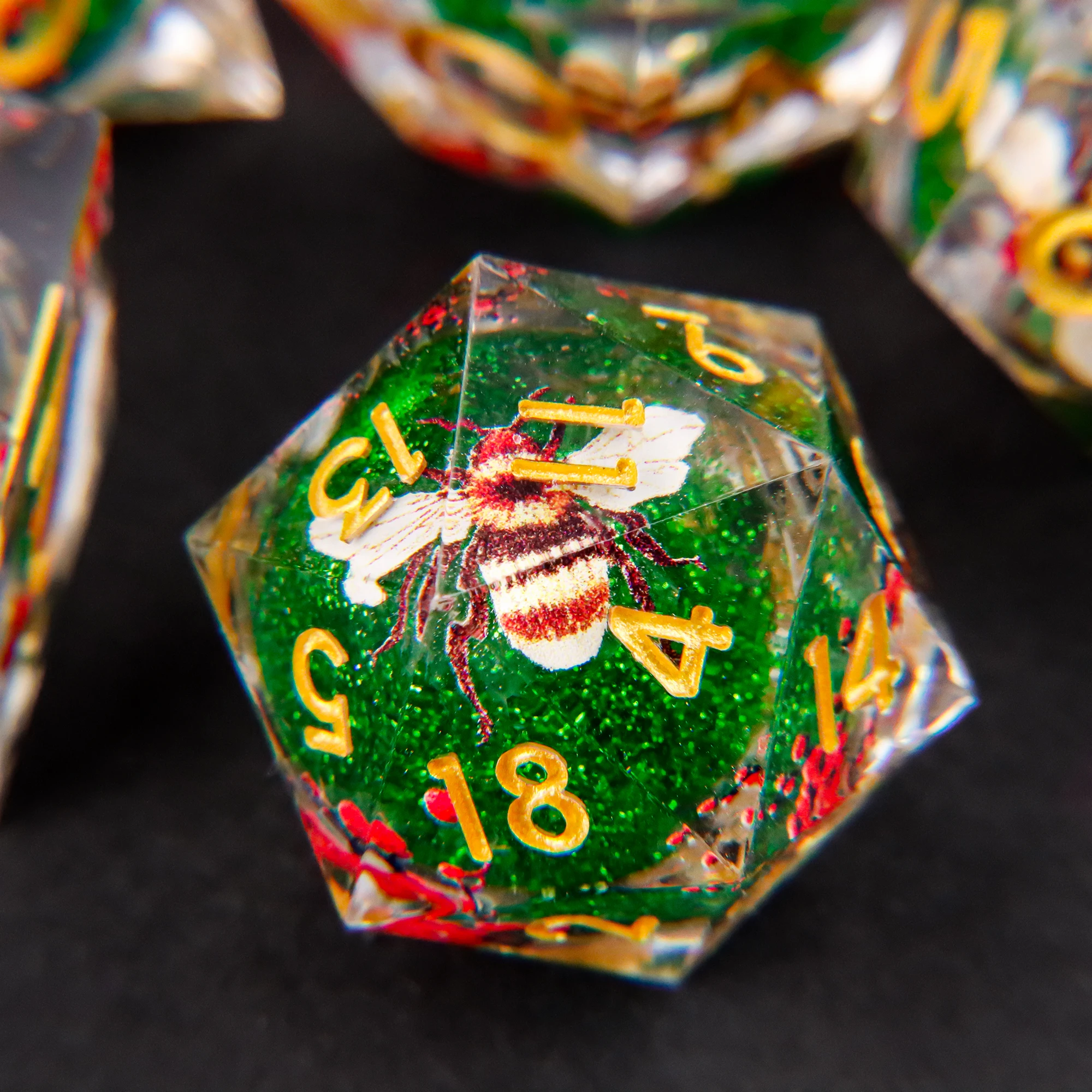 Blaues Harz-D-Würfelset, 7-teilig, polyedrische Würfel für Dungeons and Dragons, RPG-Würfel, Rollenspiele, D4, D6, D8, D10, D12, D20 – Detail 6