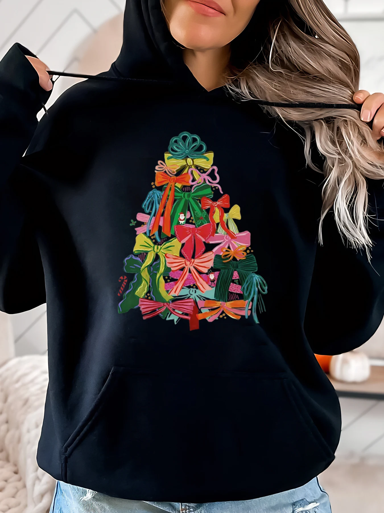 

Праздничная толстовка с принтом рождественской елки и банта, женская повседневная зимняя одежда, черный, больших размеров