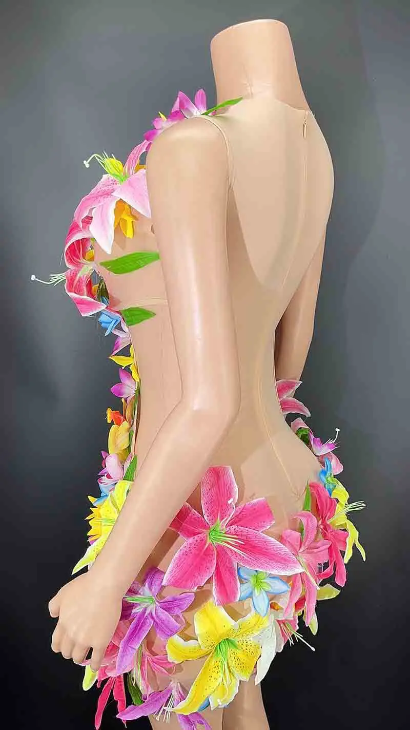 Maßge schneiderte neue Blumen stickerei Mesh Spitze transparente hochela tische Kurzarm sexy enge Party kleid Bühnen leistung