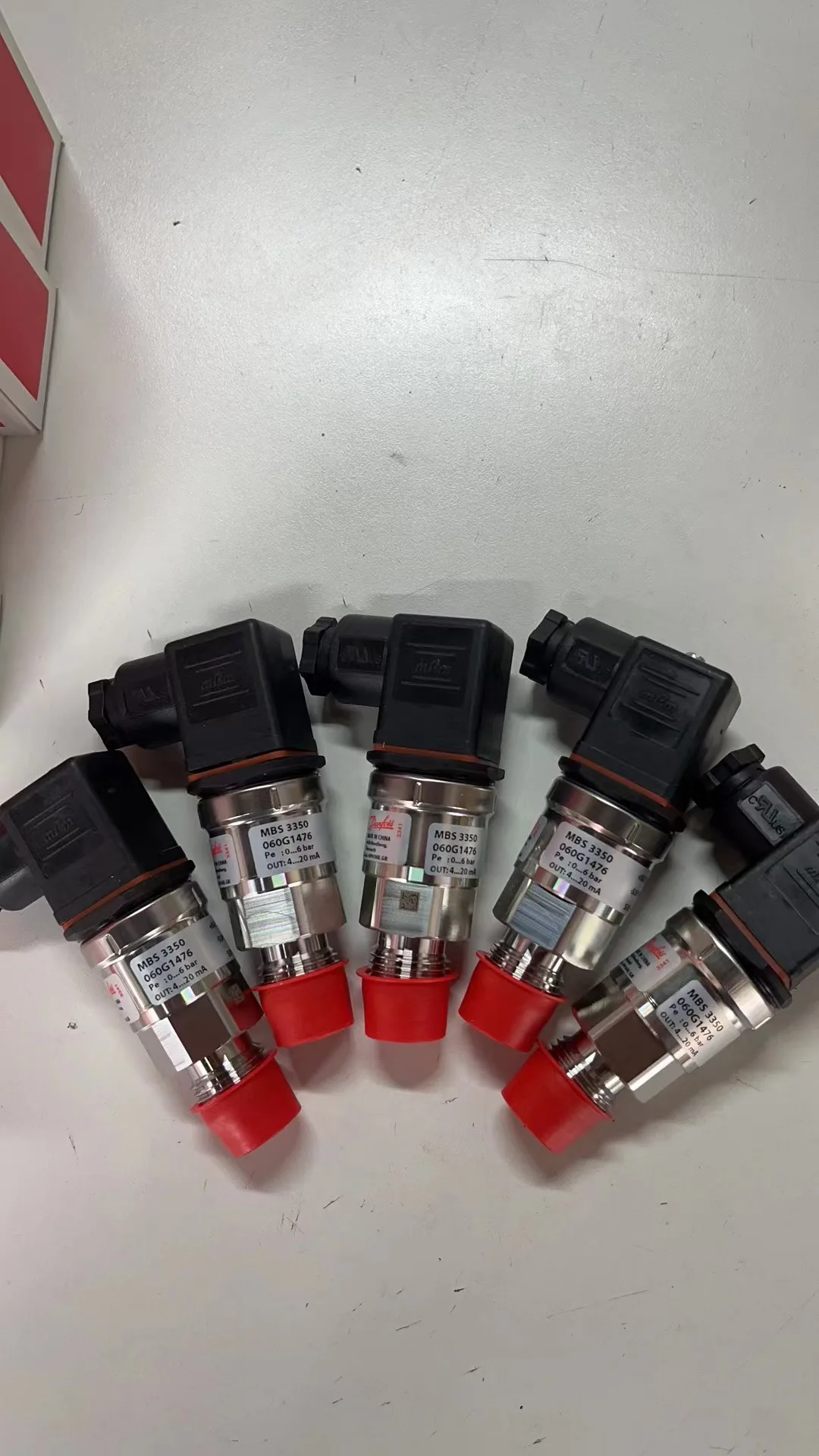 الأصلي 060 061 MBS MBC MBC5100 2431-1DB04 061B510366 مفتاح الضغط MBS3350 060G1476 الضغط الارسال