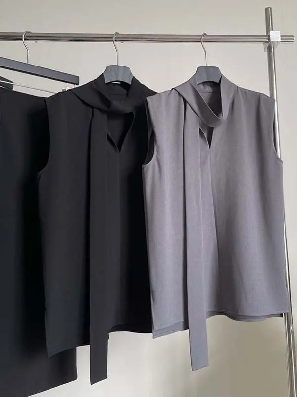 

Elegant Minimalist Sleeveless V-Neck Shirt Lightweight Draped Vest Style Korean Loose Fit Polyester Casual Summer Top