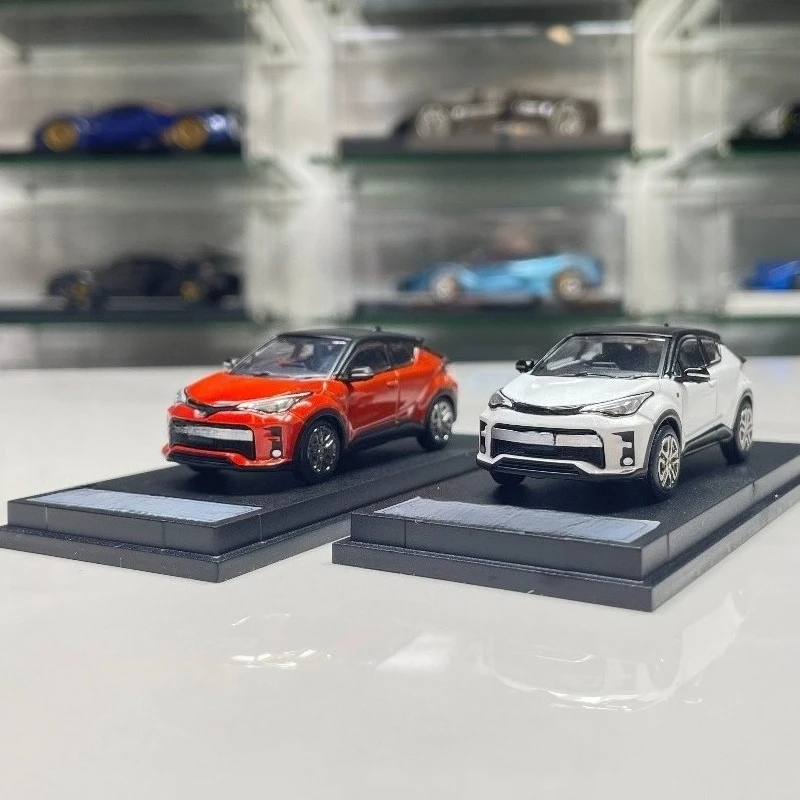 For DCT 1:64 Toyota CH-R Premium Ornament Car Model Collection Alloy Luxury Car Model Metal Ornament