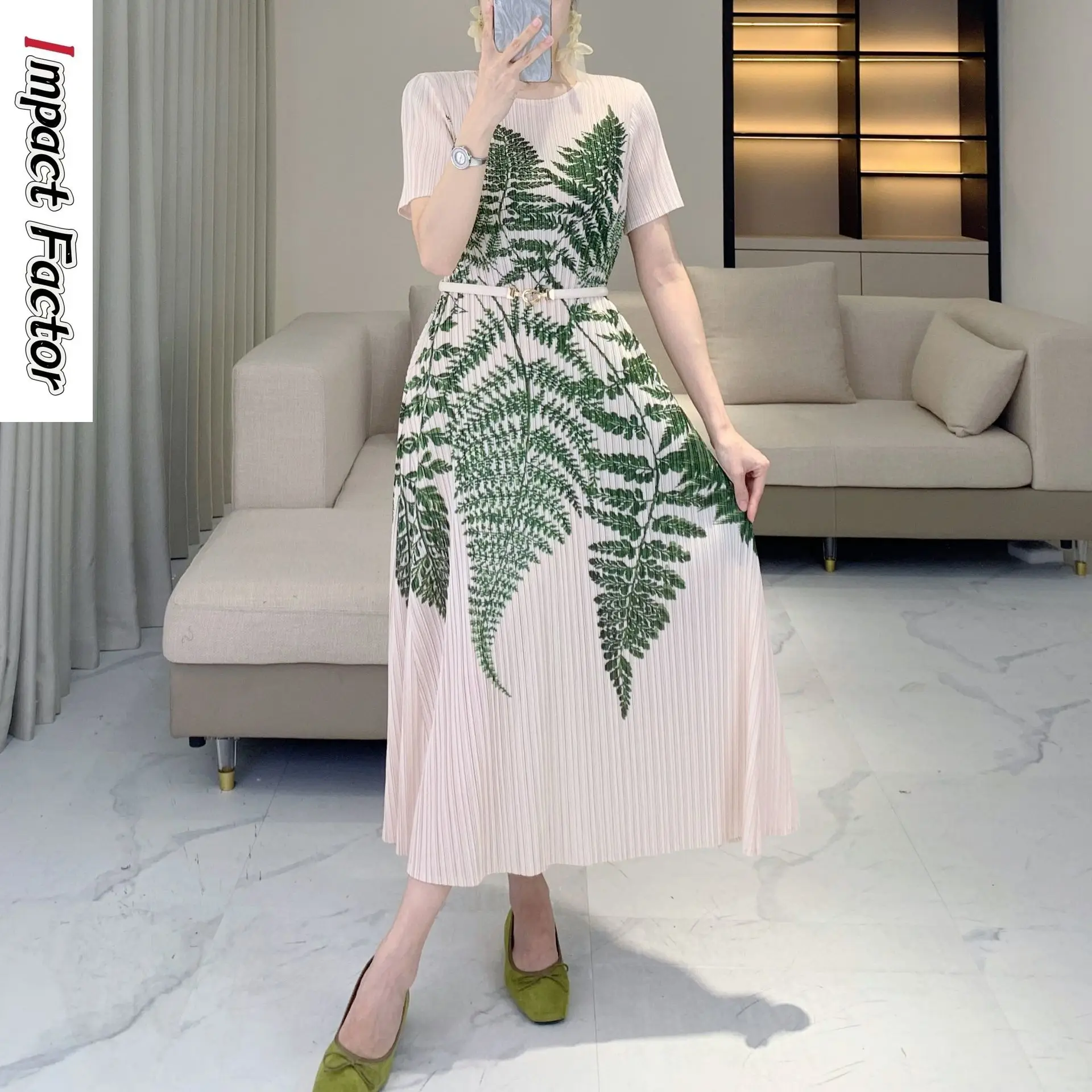 

Miyake Elegant Temperament Skirt Summer Fashion Commuting Casual Vacation A-word Skirt Short Sleeve Waist Print Dress