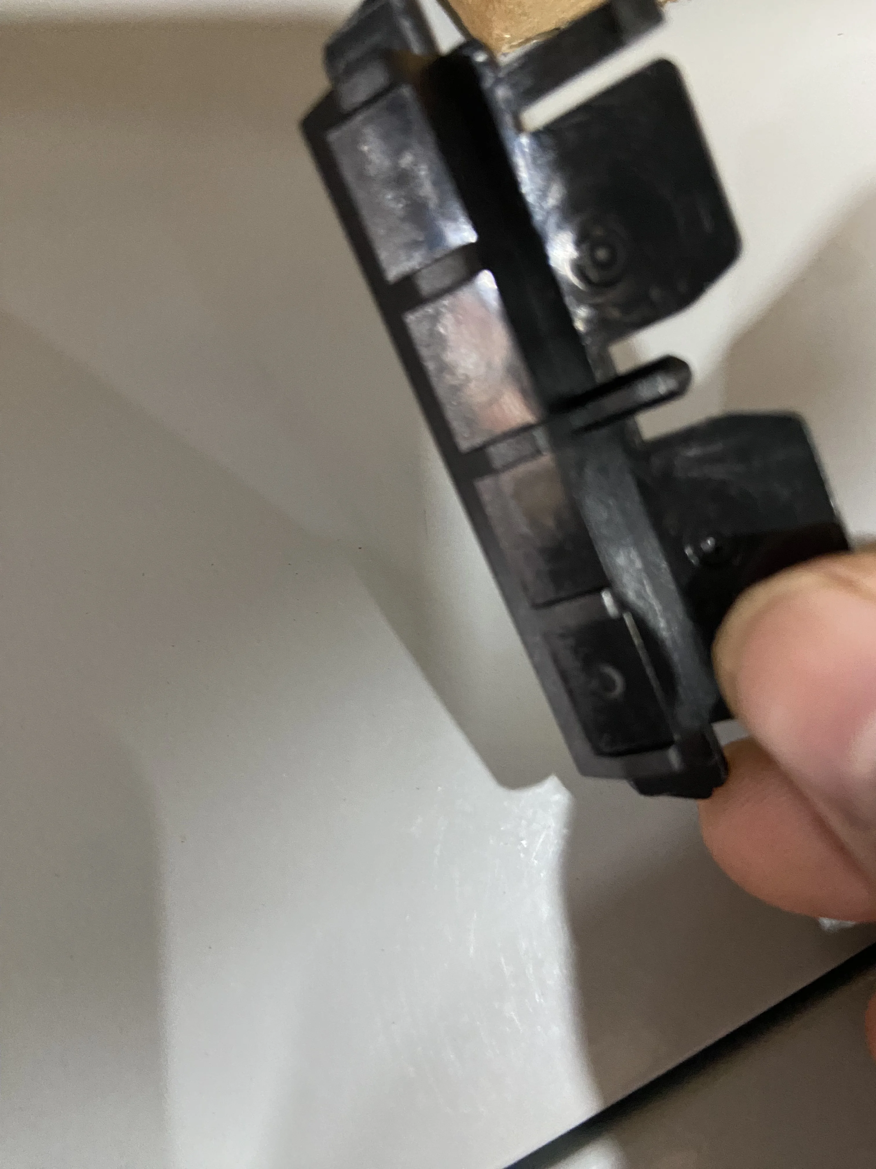 

Разделительная фрикционная накладка для бумаги в сборе D245-2576 D2452576 для Ricoh Aficio MP 2014 2014C 2014AD 2014EN 2014HC Запчасти для копировальных аппаратов