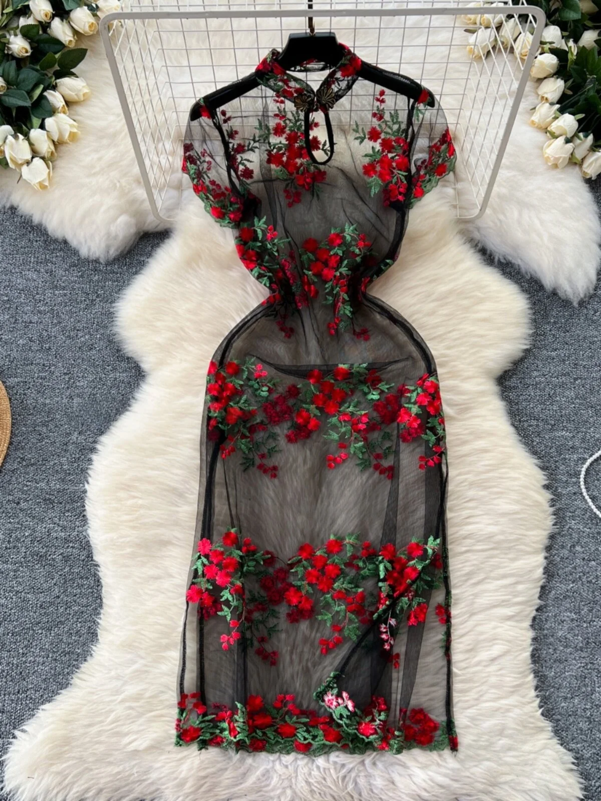 Vestido Cheongsam de Gasa Transparente con Bordado Floral y Malla, Estilo Chino, Manga Corta, Abertura y Diseño Hueco, Novedad Sexy para Mujer