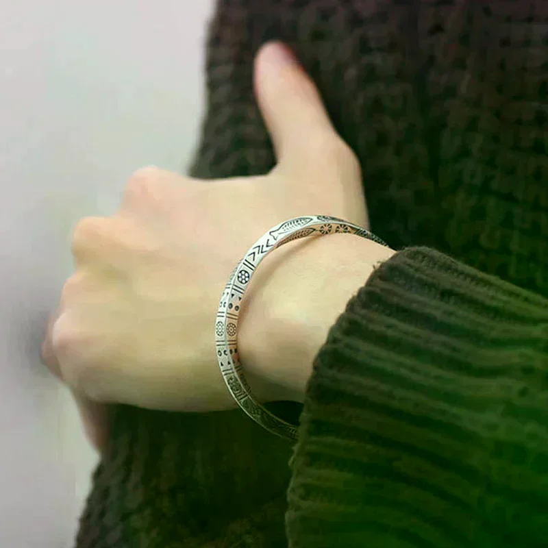Vintage Bangle for Men Women Mobius Twisted Cuff Bracelet Unisex Casual Pulseira Gents Jewelry Mobius Ring Totem Bracelet