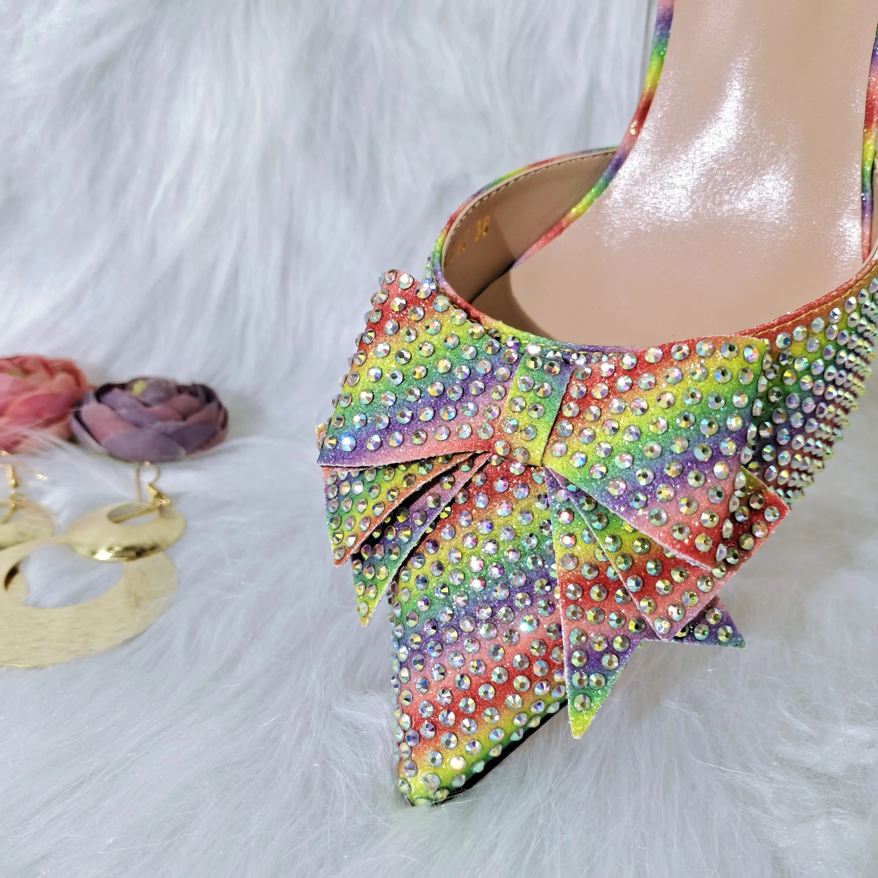 QSGFC 2024 design Rainbow Color Pointed Stiletto Simple Design Ladies Shoes And Bag Party Shoes Bag Friend Party Shoes