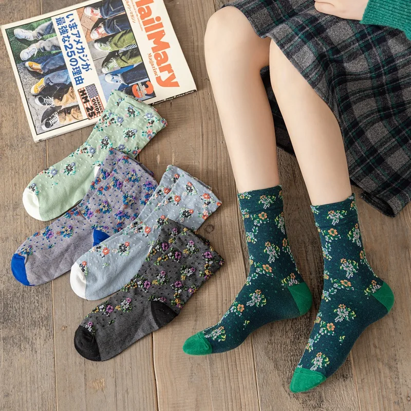 Autumn Winter Women Socks Ethnic Floral Embossment Kawaii Cute Socks Women Korean Fashion Harajuku Vintage Streetwear Long Socks