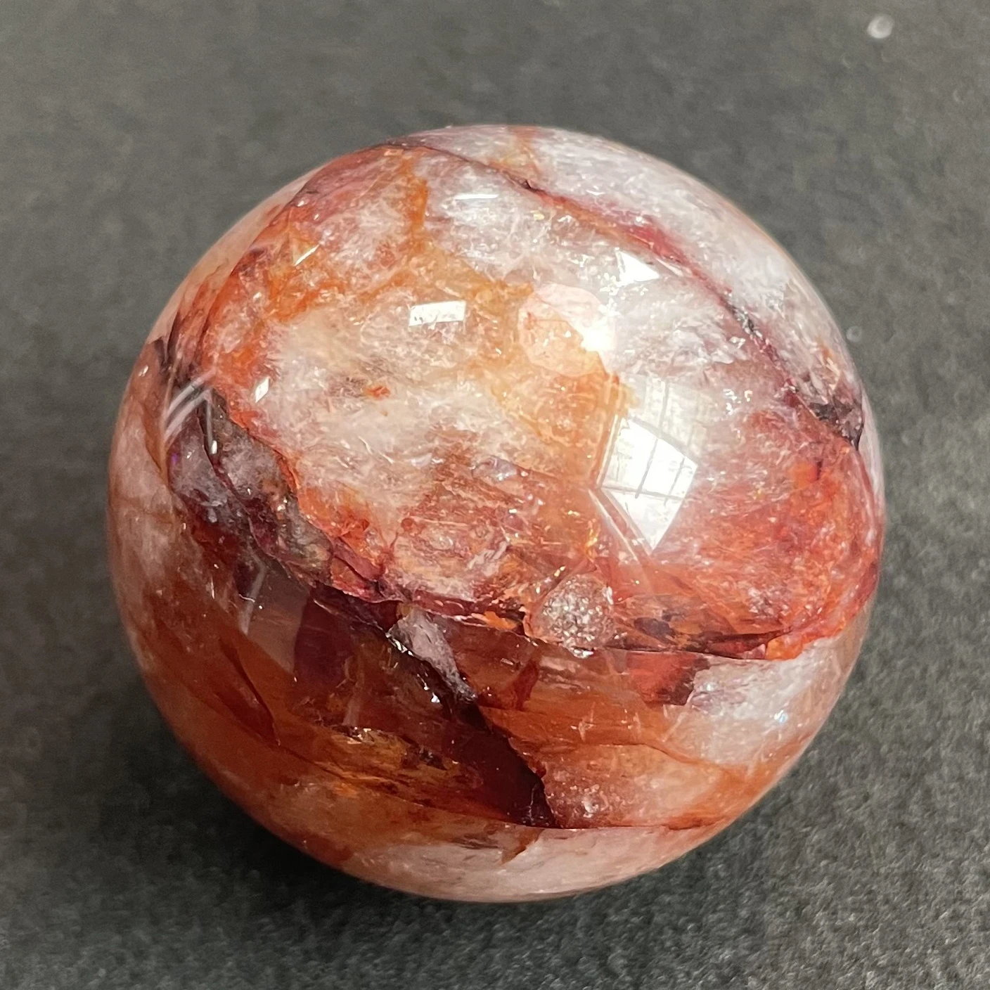 Boule de Clip Rouge Arc-en-Ciel en Pierre Naturelle, Sphère de Quartz Clair, Décoration de Roche Rugueuse, Guérison Polie, Y281, 115g