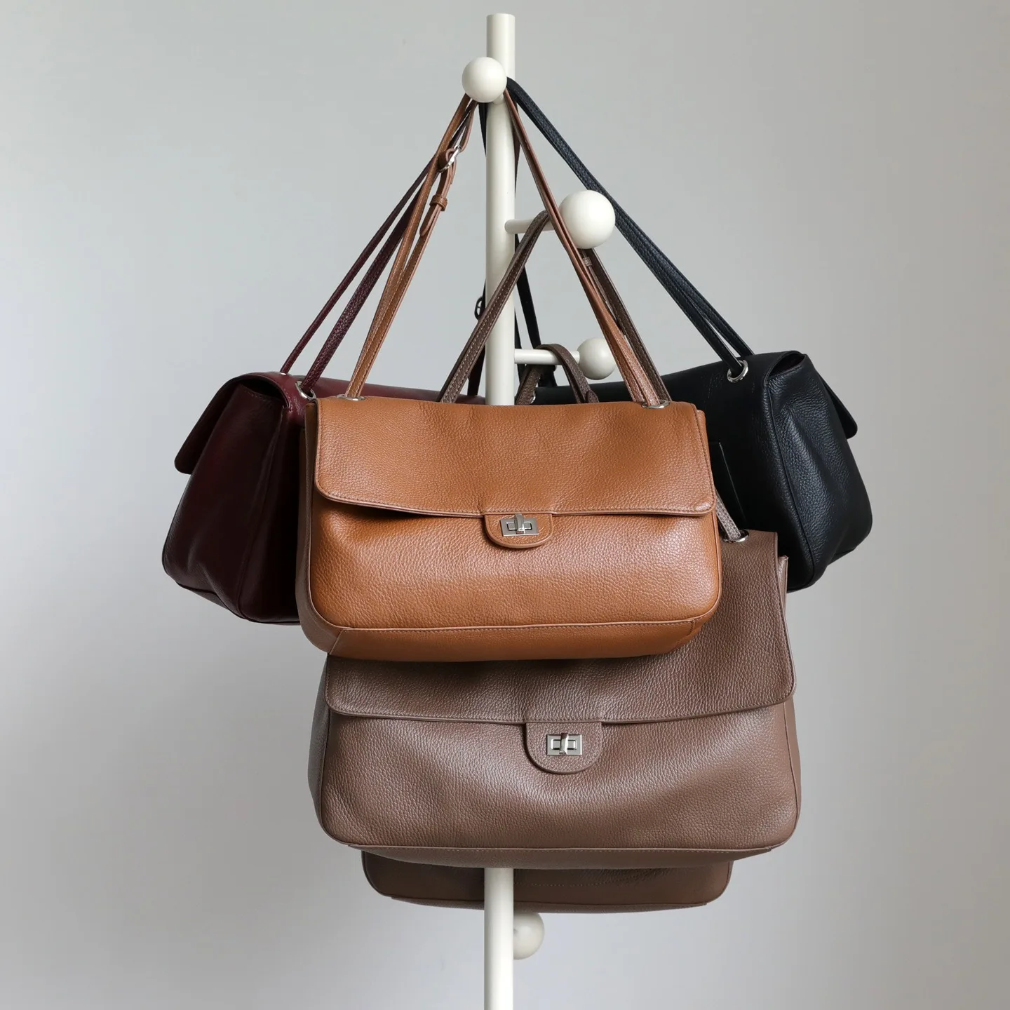 2026 Luxury Design Genuine Leather Crossbody Bag, High-End Underarm Shoulder Tote for Women, Large Capacity Commuter Purse