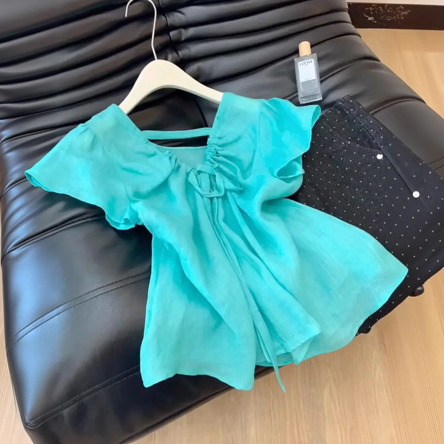 

Женский летний топ Dopne Lake Blue больших размеров с V-образным вырезом, уникальный, омолаживающий, с коротким рукавом