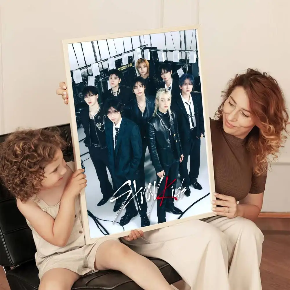 Popular Kpop S-Stray K-Kids Classic Vintage Posters Decoracion Painting Wall Art White Kraft Paper Kawaii Room Decor