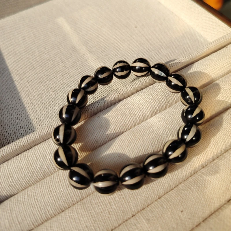 

Classic Fashion Temperament Ethnic Style Bracelet, Unisex Style