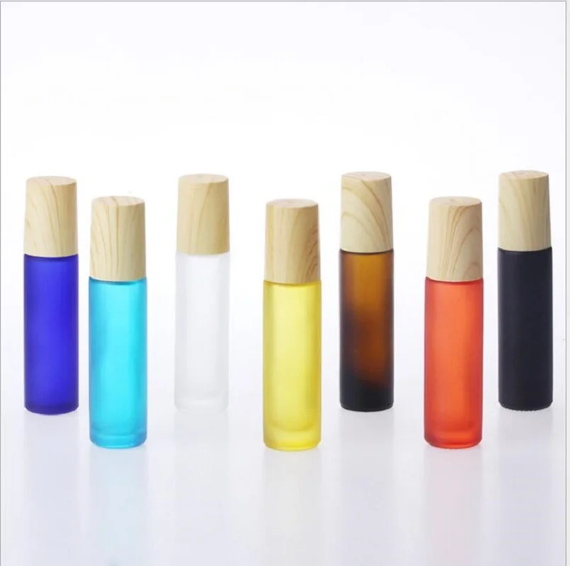 Garrafa de vidro colorida fosca de 10ml, bola de rolo de aço em forma de madeira, creme/perfume/óleo essencial, desodorante, embalagem de cuidados com a pele