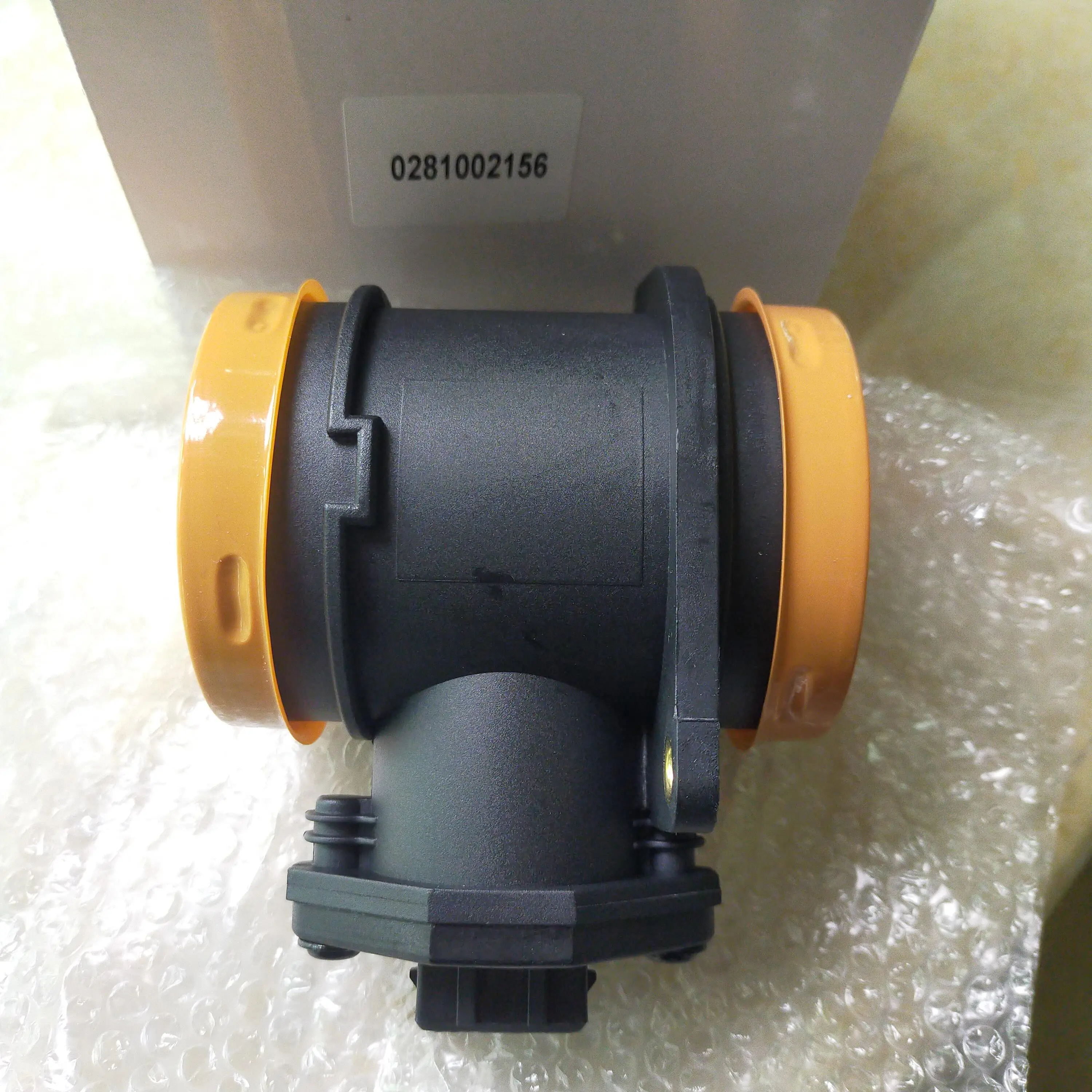 Picture 3: 0281002156 53030758 Mass Air Flow Meter Sensor For CHRYSLERR JEEP 0281002156 53030758