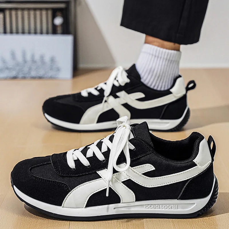 

New trendy and versatile "Agan" shoes with wide toe box and wide footbed suitable for fashionable and casual school sports shoes