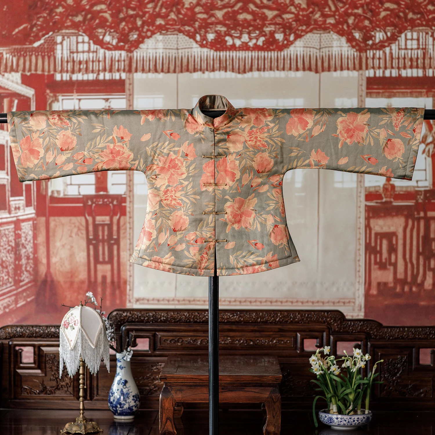 

Женская зимняя куртка Xiangyun из шелка и хлопка с подкладкой, на пуговицах, с длинными рукавами, свободного кроя, в традиционном китайском стиле