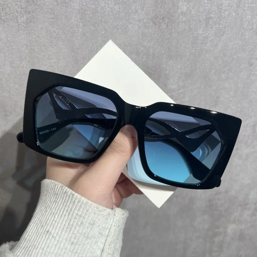 1 Stück Unisex Sonnenbrille Neue Modische Metall-Übergröße Quadratischer Rahmen Stilvolle Vielseitige Trendige Street-Style für Fotoshootings und Tägliches Tragen