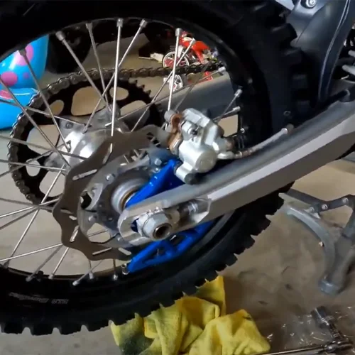 Imagen 2 del producto Para Husqvarna TC FC TX FX TE FE 125 150 250 300 350 450 501 TE250 para Husaberg TE FE accesorios Protector de disco de freno trasero