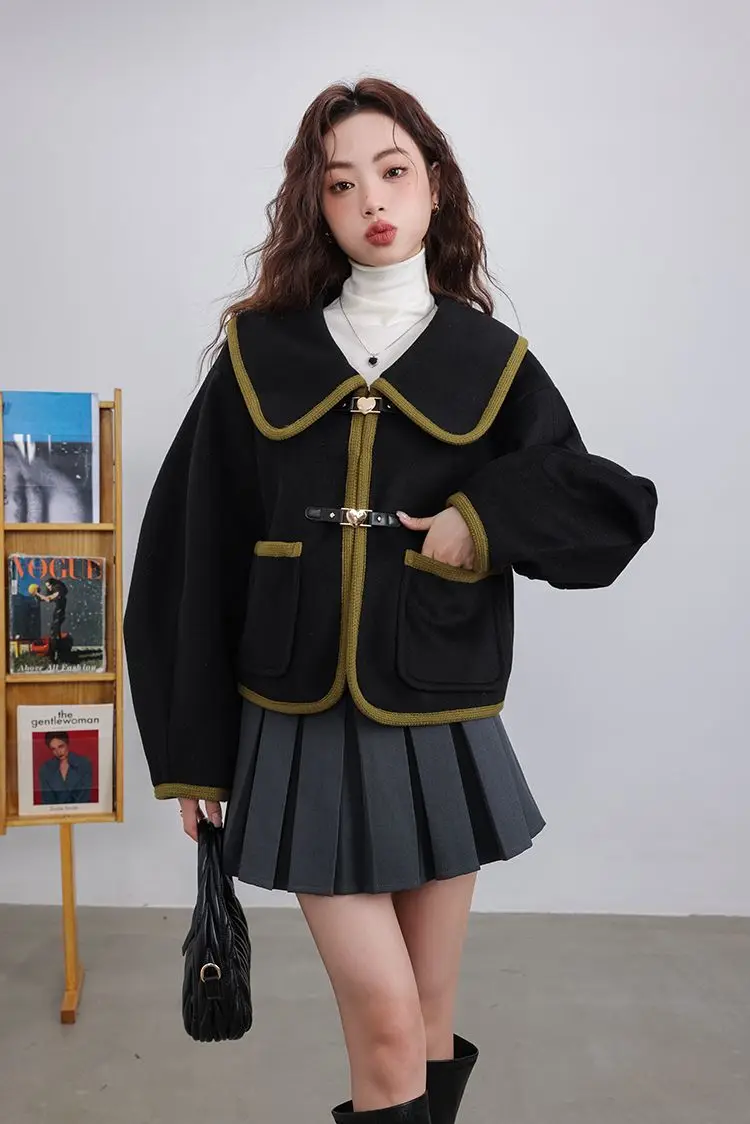 Woolen Outer Short Coat For Women With Color Matching Love Button Design Doll Collar 2023 Autumn And Winter New Short Coat