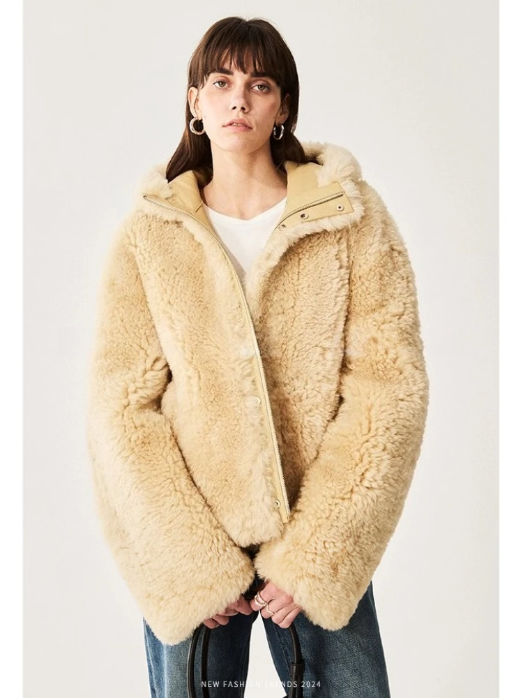

High-end Luxury Natural Lamb Fur Short Hooded Jackets for Women Simple Fluffy Warm Short Winter Genuine Leather Real Fur Coat