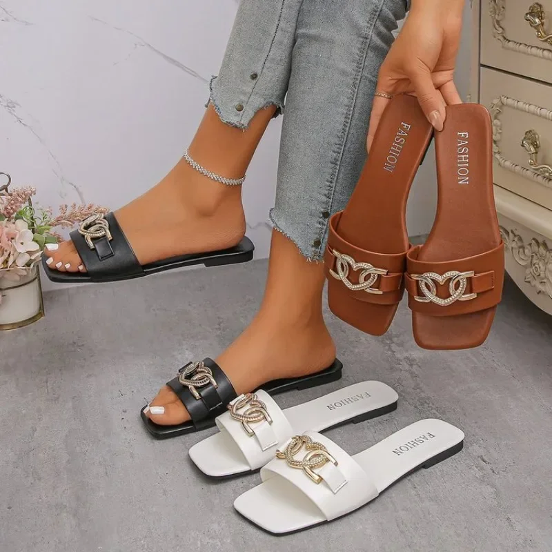 Mules plates à bout carré en PU lisse pour femmes, sandales sans talon antidérapantes pour l'été et la plage, tailles 35-44, chaussures décontractées à enfiler pour femmes