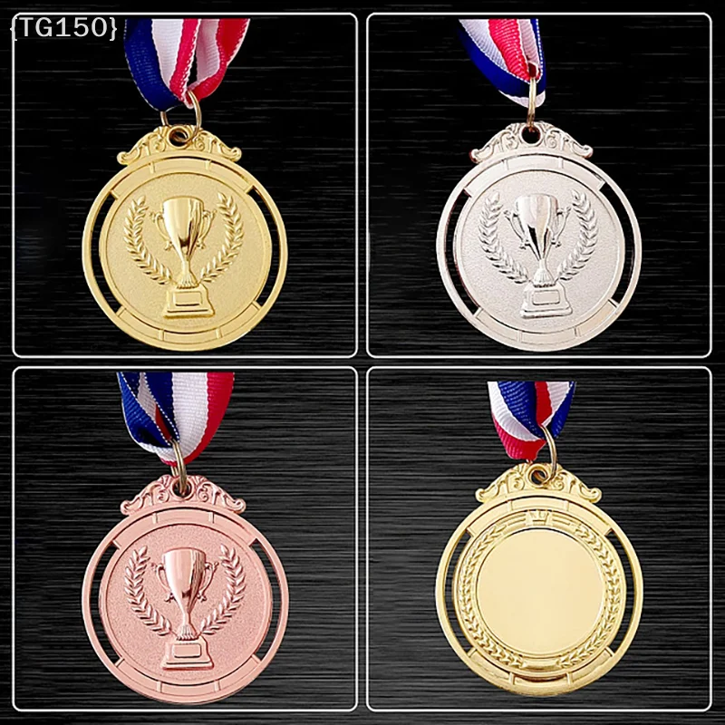 

Набор медалей победителя: золото, серебро, бронза, поощрение, трофей для спортивных соревнований, мотивация школьного мероприятия