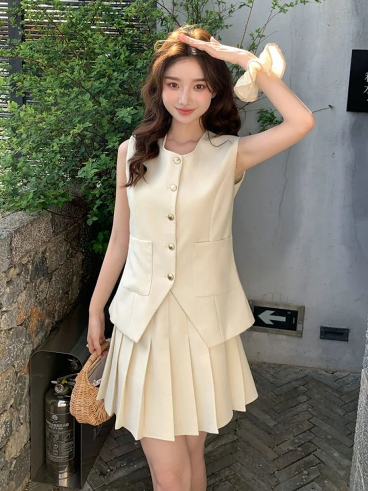 Korean High-End Fashion Set Women's Summer Old Money Style Sleeveless Vest Top Pleated Skirt Two-Piece Set Elegant Miniature ...
