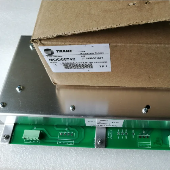 TRANE MOD00742 Модуль запуска шагового двигателя Охлаждающий экипаж Детали холодильного компрессора Охладитель