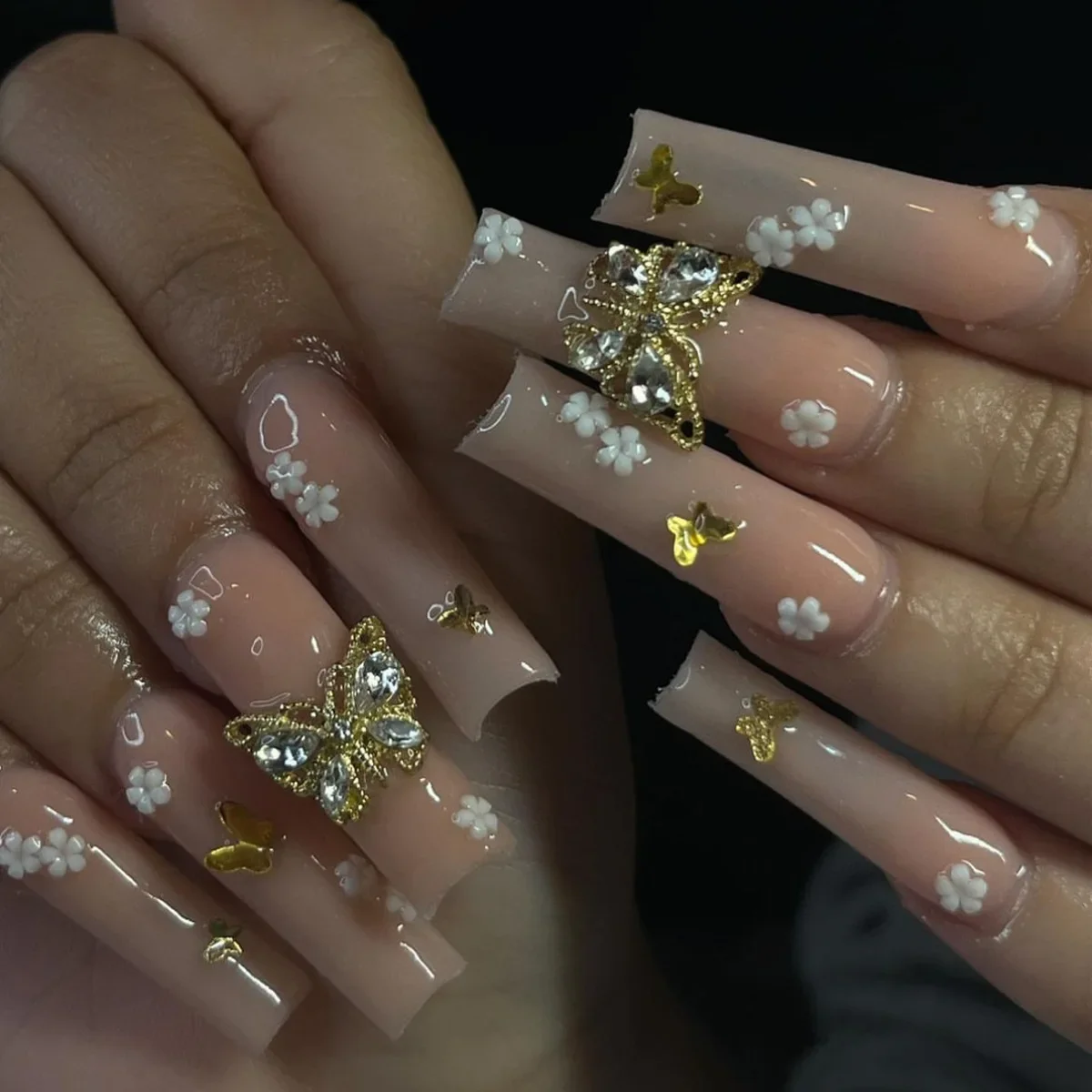24Pcs Square False Nails with Glue Wearable Red Long Coffin Fake Nails Rhinestone Design Ballet Full Cover Press on Nails Tips