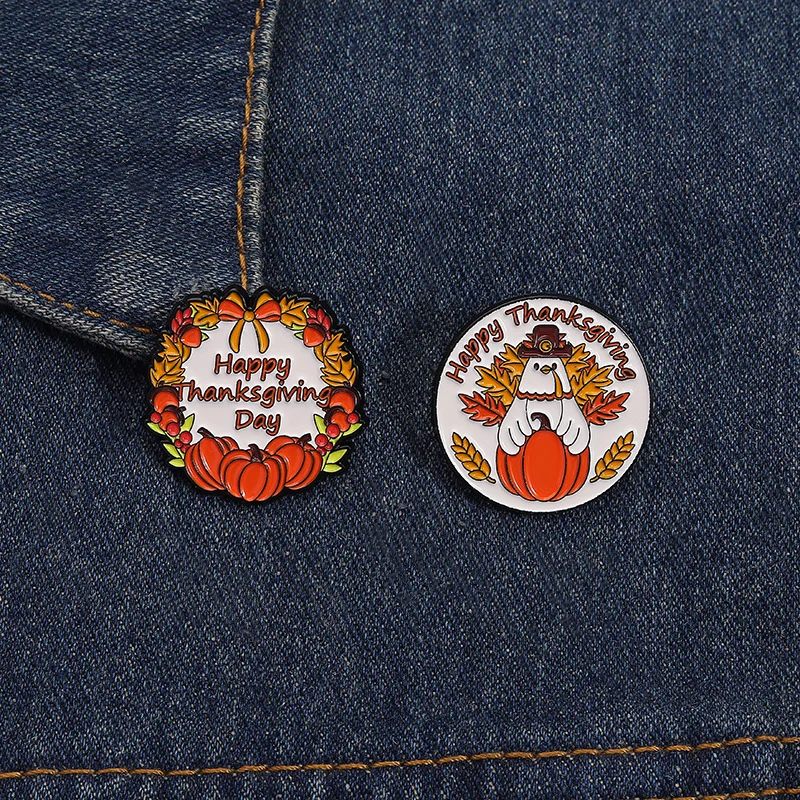 مضحك اليقطين شعار المينا دبوس الكرتون سعيد الشكر بروش معدني الملابس قبعة مجوهرات سبيكة شارة أصدقاء هدية بالجملة