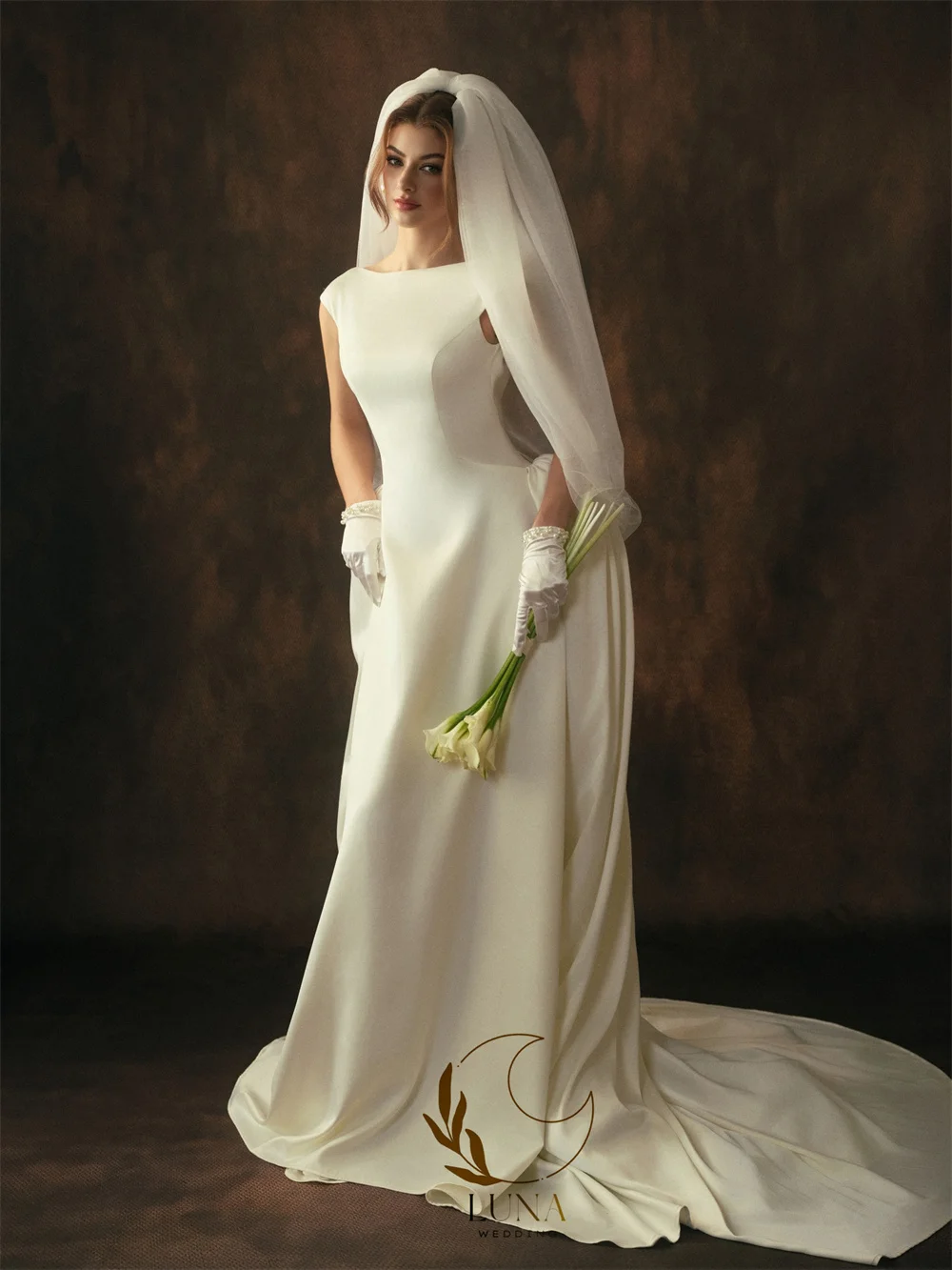 Luna Elegant A-line Satin Wedding Dresses For Woman O-Neck Sleeveless Pleat Sweep Train Backless Bridal Gown Customized