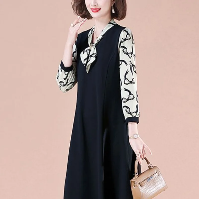 Women's Spring Autumn Fashionable Elegant V-neck Long Sleeved Pullover Print Leisure and Western Style Versatile Commuter Dress