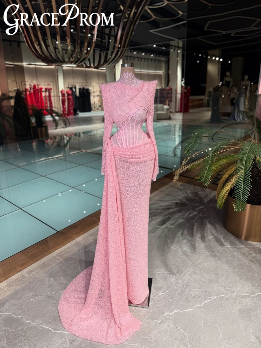 

Charming Pink Beaded Lace Evening Dress Elegant High Collar Long Wedding Party Gown Customized Opulent Illusion Banquet Gowns