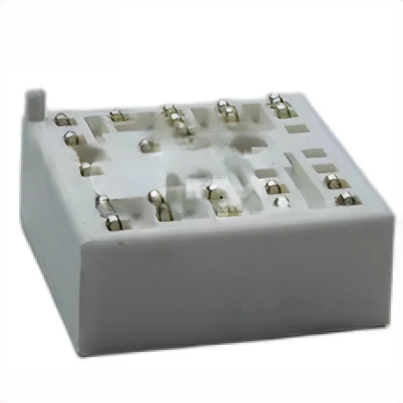 

SKIIP12HEB066V1 SKIIP11HEB066V1 НОВЫЙ И ОРИГИНАЛЬНЫЙ МОДУЛЬ