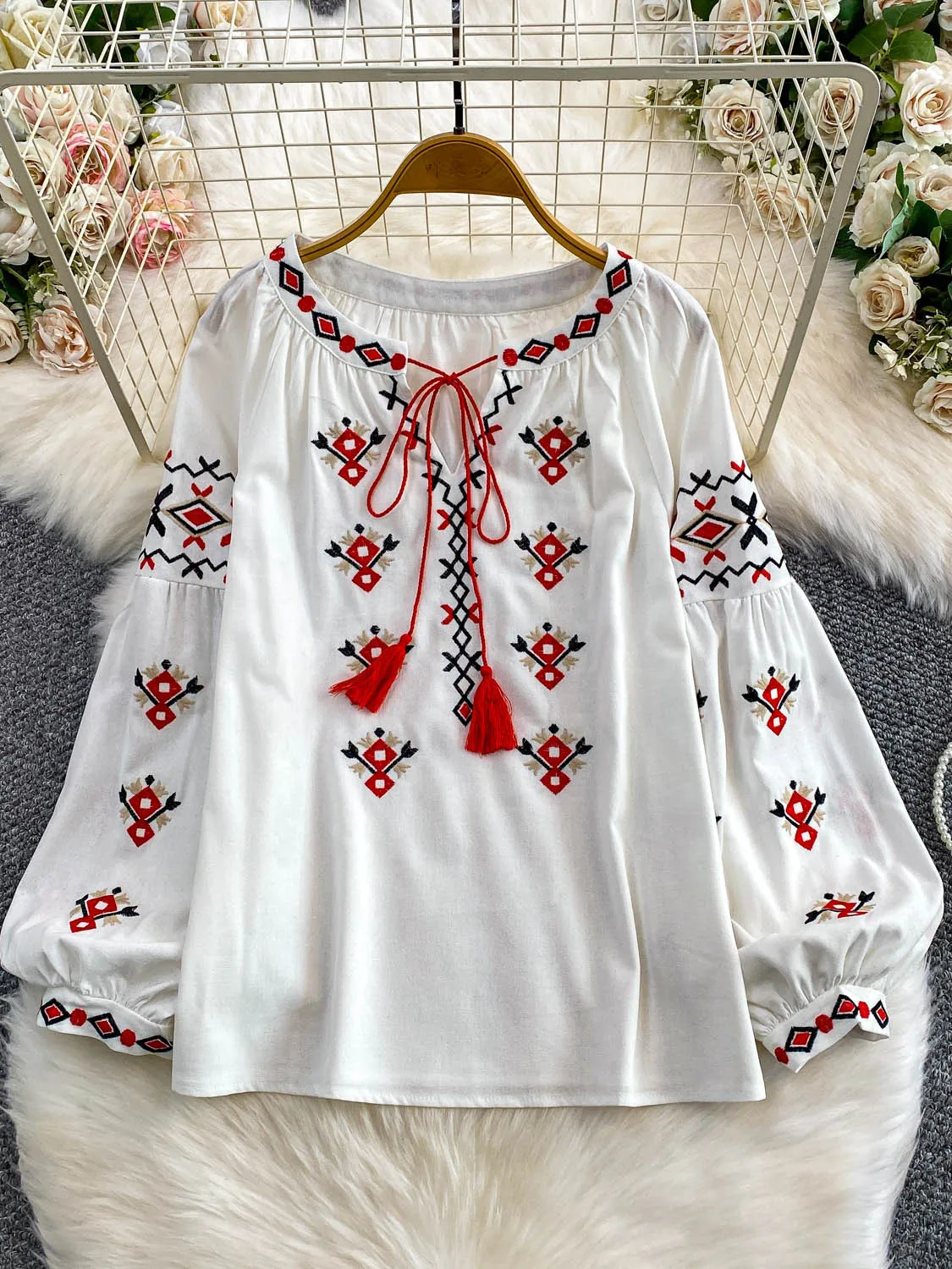 

N Sle круглый длинный све с вышивкой, свободный женский светильник, осень-зима, топ-фонарь с тяжелой геометрической строчкой