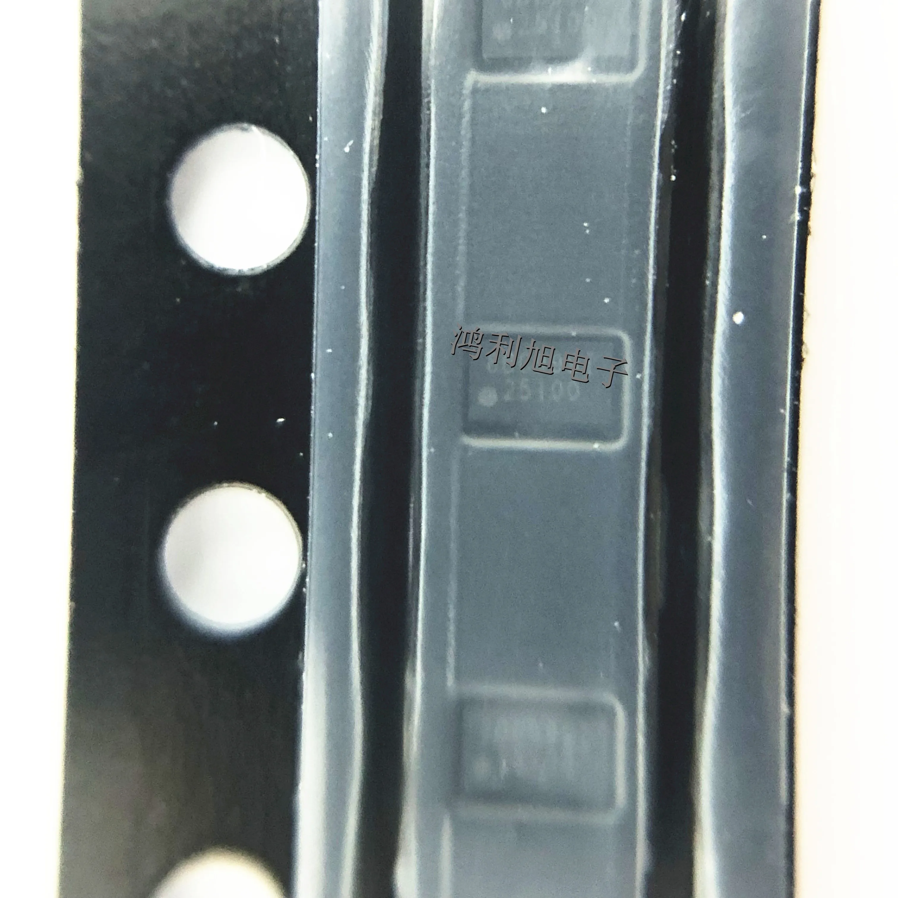 10 sztuk/partia BQ25100YFPR OZNACZENIE: 25100 Liniowa ładowarka akumulatorów Li-Ion/Li-Pol 250mA 4.2V 6-Pin DSBGA T/R