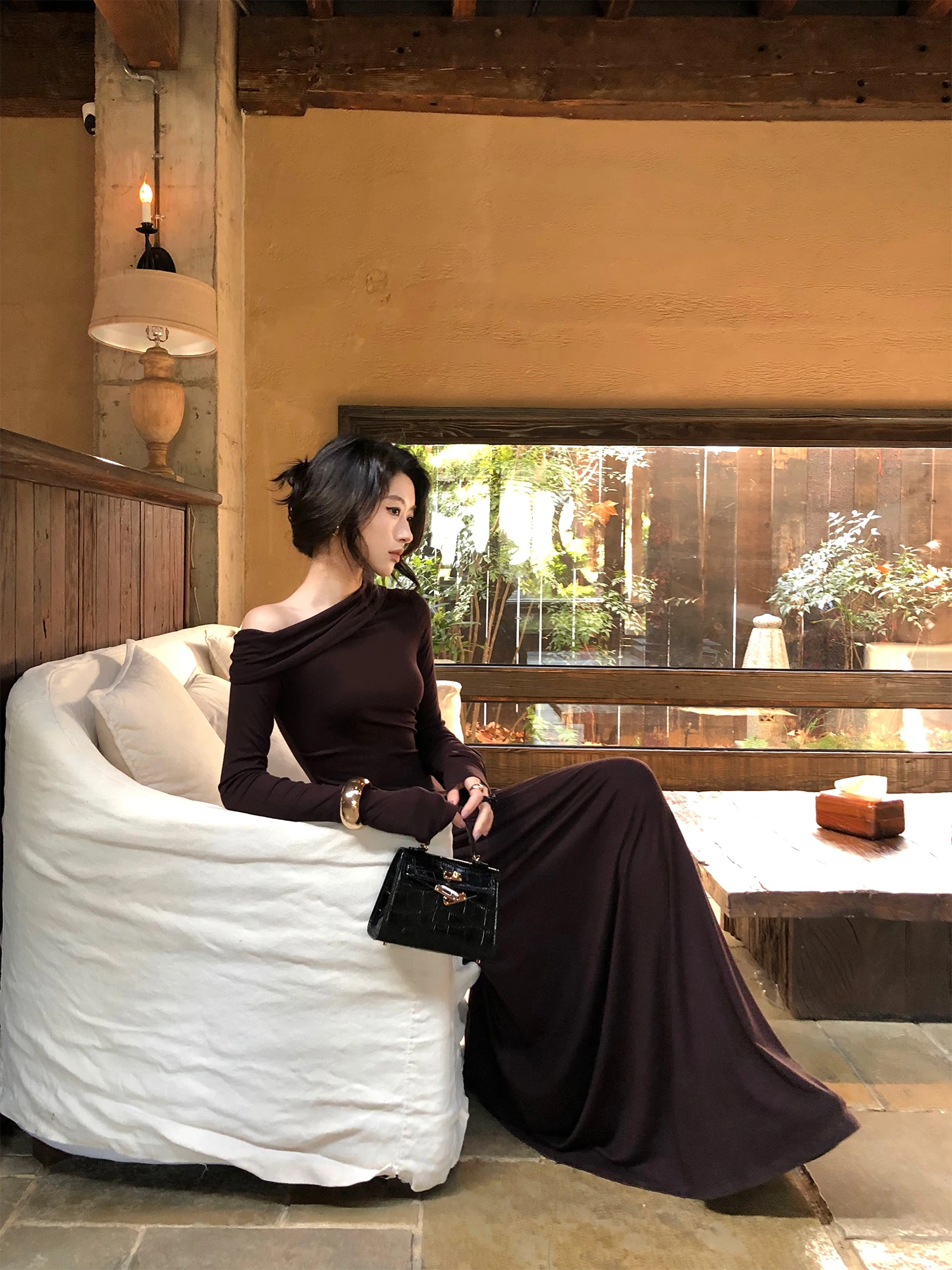 Vestido Longo de Manga Comprida KKABOVE, Modelo Envelope, Ajuste Fino, Tricô, Ombro Descoberto, Cintura Marcada, Casual para o Dia a Dia, Vestido Longo Lisse