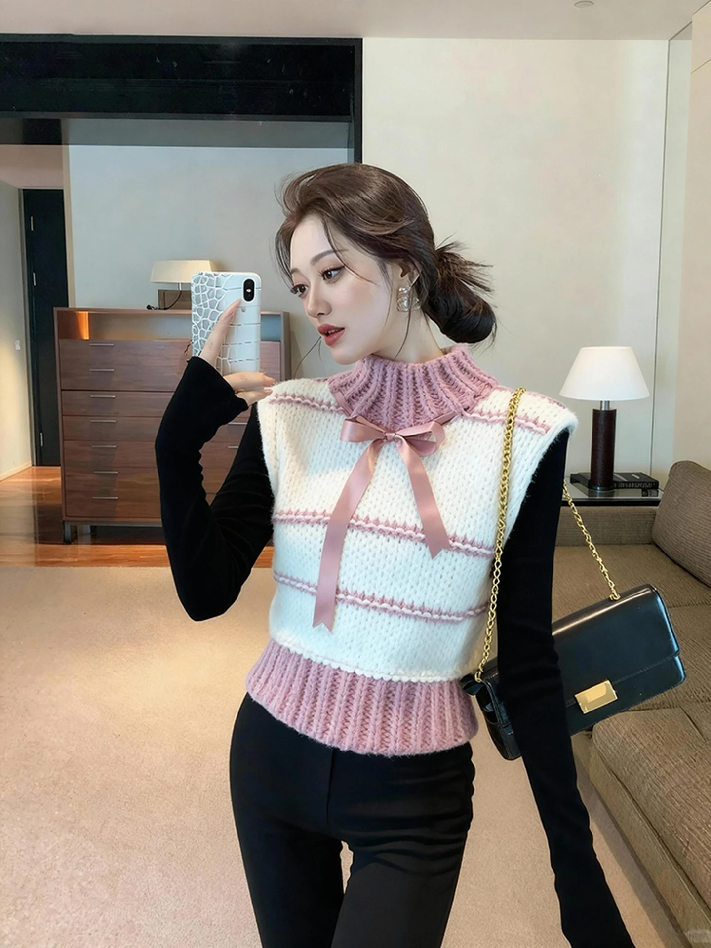 

Розовый вязаный жилет с высоким воротником, новинка 2025, повседневный мягкий полиэфирный волокно, длинный све, теплая длина, модная верхняя одежда