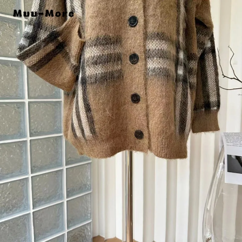 Women Vintage Plaid Knitting Long Sleeve V-neck Loose Cardigans 2023 Winter Fashion Casual Single Breasted Oversized Sweater