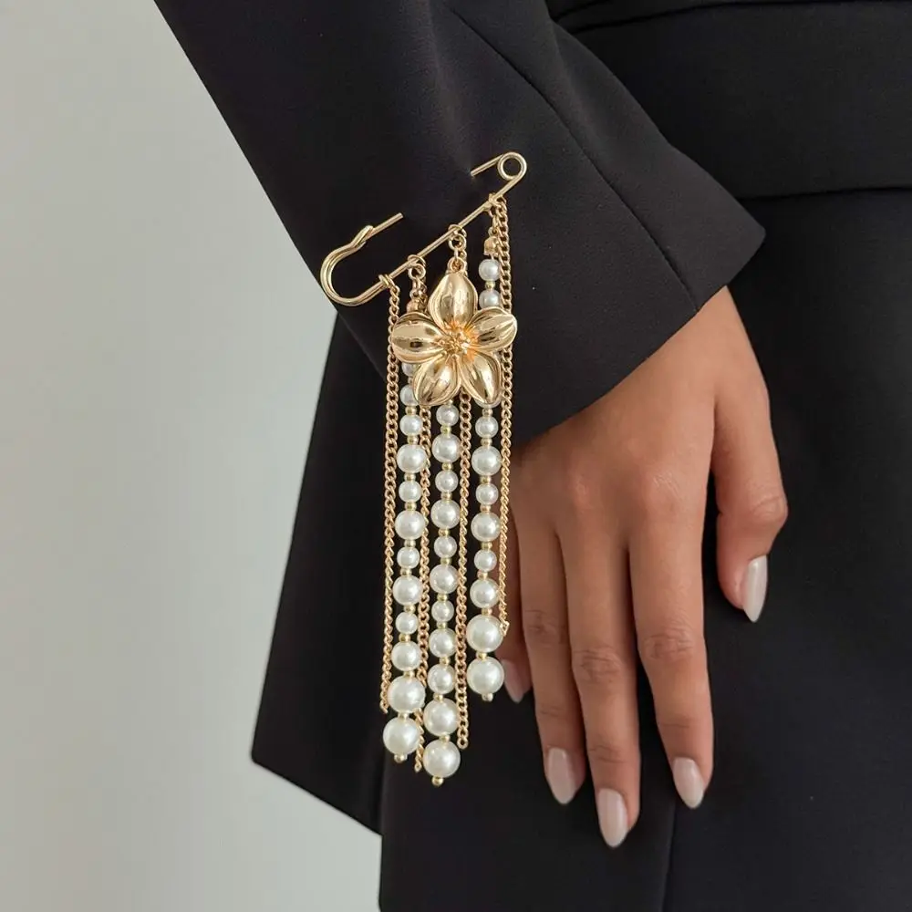 Exaggerated Flower Long Tassel Brooch Vintage Pearl Multi-layer Chains Pin Gold Silver Elegant Waist Cinching Fixed Pin Men