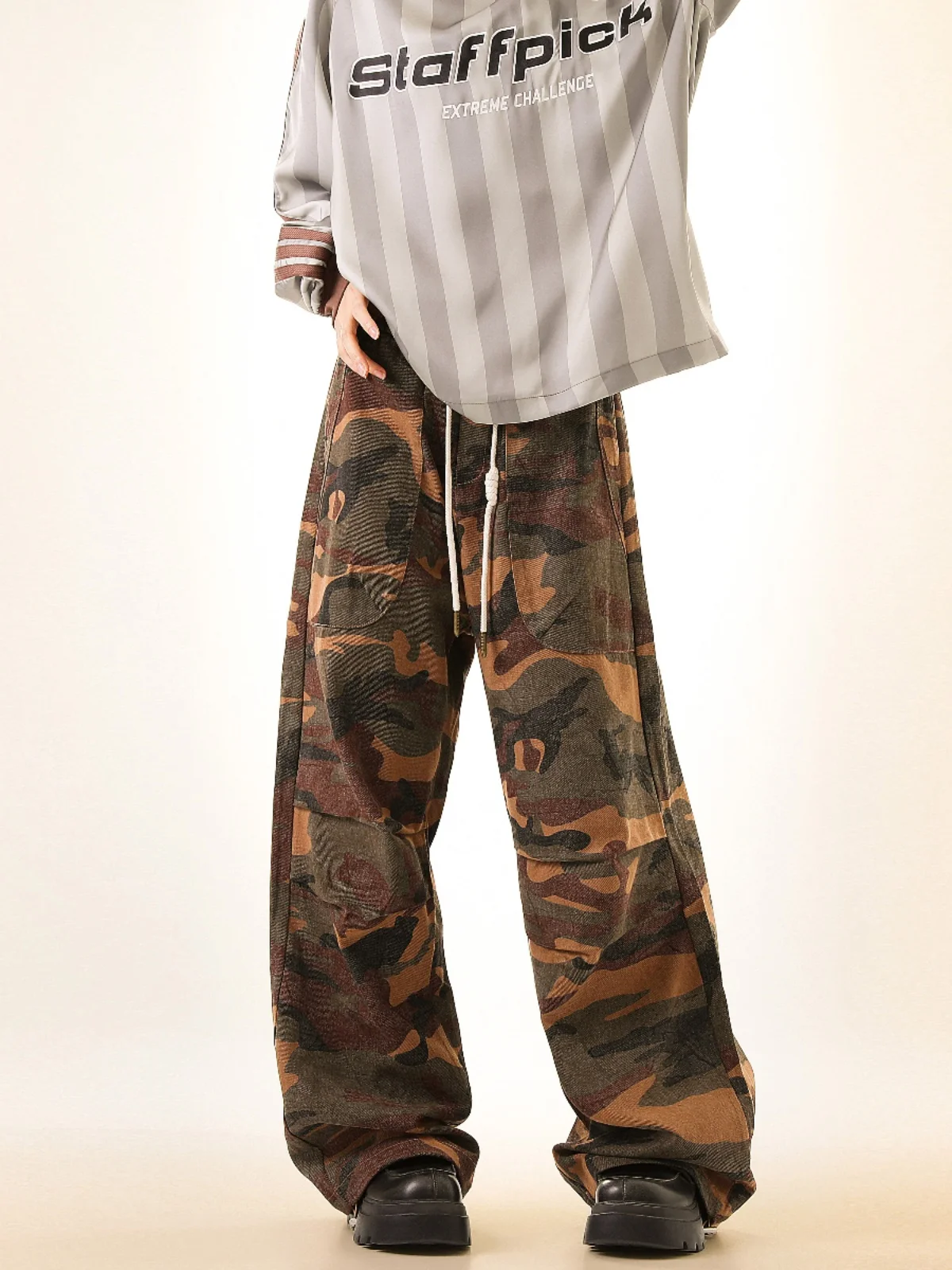 

Камуфляжные брюки в американском стиле, прямые, свободного кроя, повседневные, для мужчин и женщин, унисекс, в стиле casual, для улицы, в стиле фэшн.