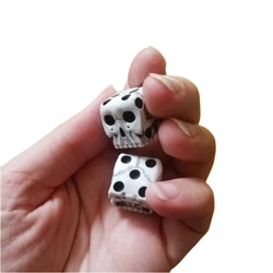 Juego de dados de Halloween, juego de calavera blanca, juguetes casuales novedosos, mazmorras y dragones, deportes y entretenimiento, juego de rol, juego de mesa