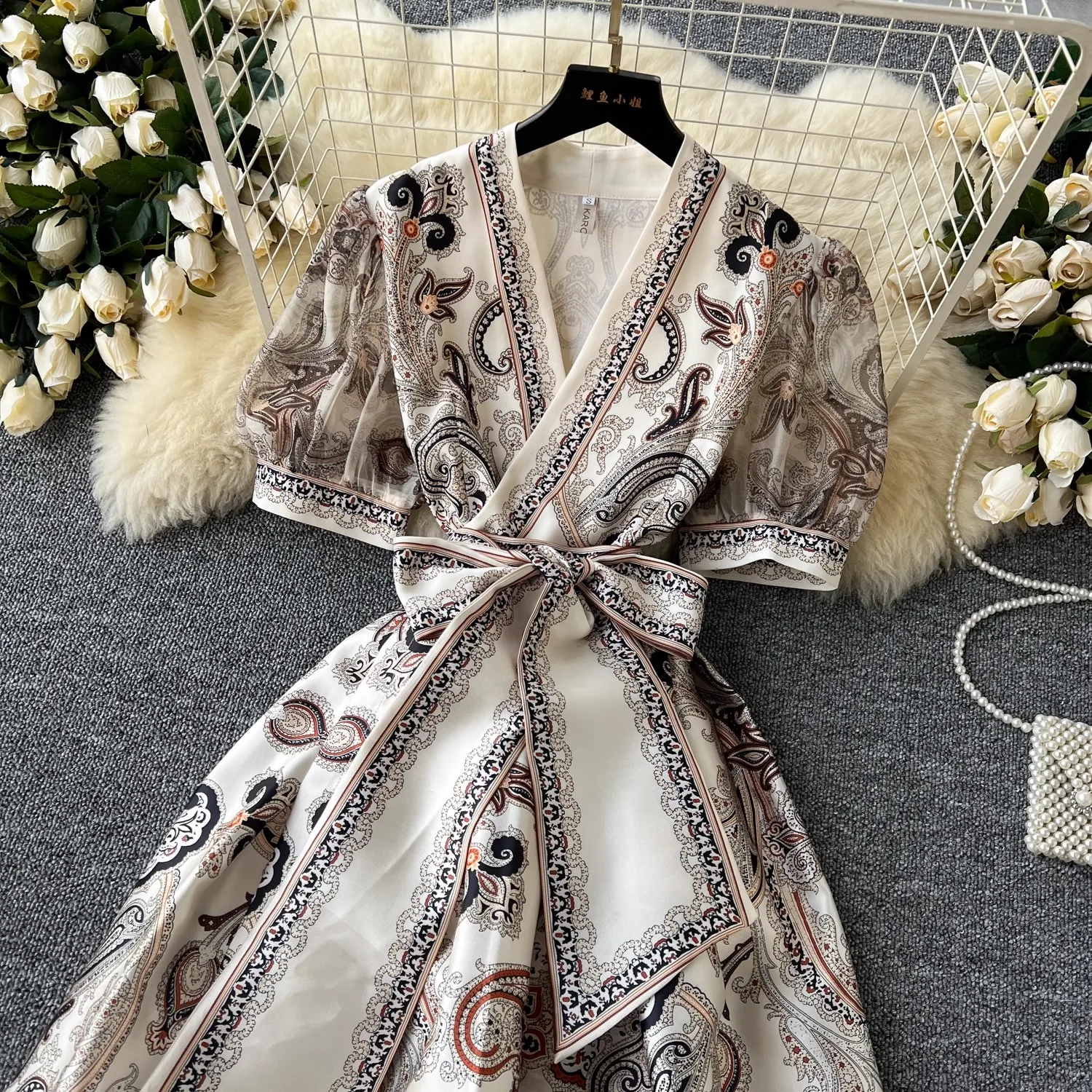 Vestido longo de manga folhada vintage feminino, envoltório com decote V, cinto com renda, estampa floral, bolsos, alta qualidade, férias de verão, novo