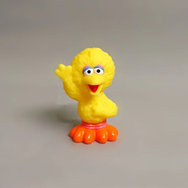 Hasbro Sesame Street ELMO BIG BIRD Cartoon Personality Kawaii Hand Doll Creative Cute Anime Movie Character Model Ornament Gift