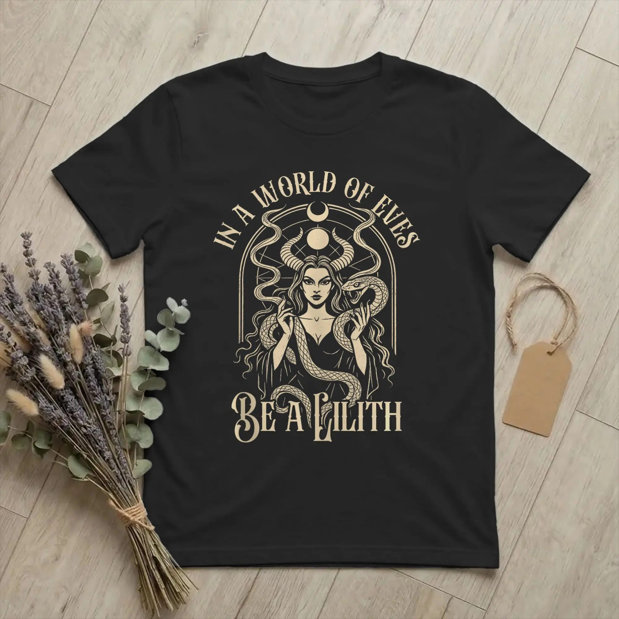 Vintage In A World of Eves Be A Lilith T-Shirt Men Pure Cotton T Shirt Jewish Hebrew Short Sleeve Tee Shirt Big Size Clothing