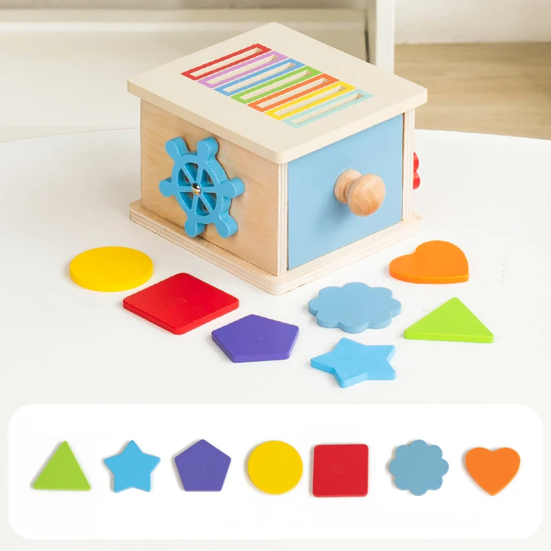 Kolorowy drewniany zestaw puzzli: Koła zębate + Żywe akcesoria. Dzieci eksplorują i zabijają się zabawą z tego edukacyjnego i zabawnego zestawu.